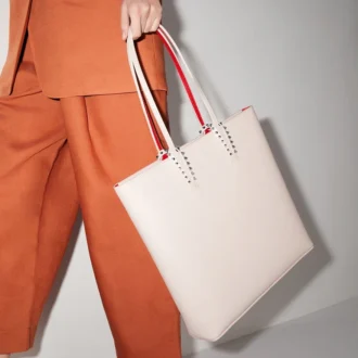 Cabata – Borsa Tote – Pelle di vitello e borchie – Leche