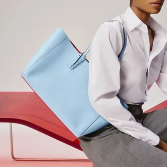 Cabata Small – Borsa Tote – Pelle di vitello martellata – Ceruleo Cabata Small – Borsa Tote – Pelle di vitello martellata – Ceruleo