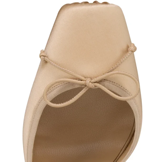 Cassia Lace up – Décolleté con cinturini da 100 mm – Raso crêpe – Nude 1 – Donna Cassia Lace up – Décolleté con cinturini da 100 mm – Raso crêpe – Nude 1 – Donna