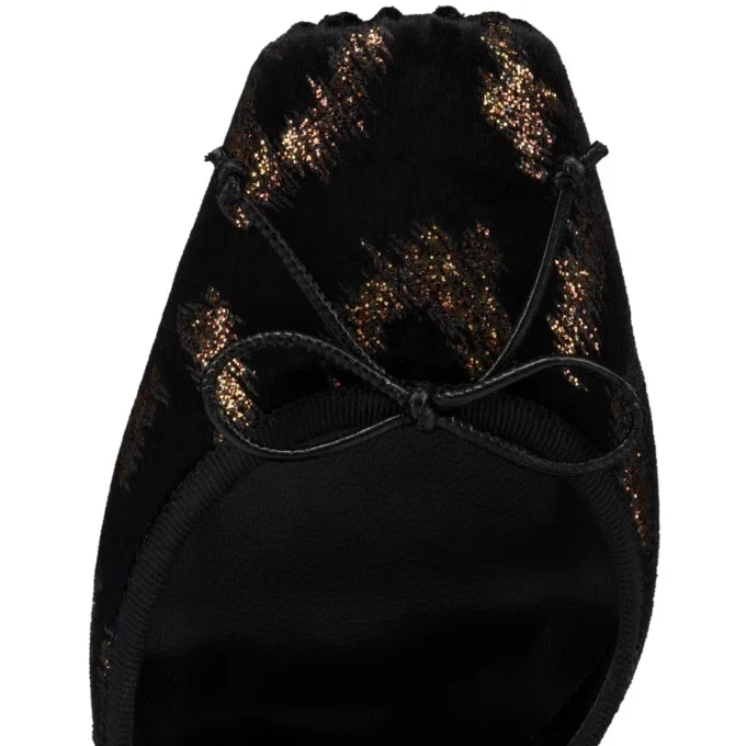 Cassia Lace up – Décolleté con cinturini da 100 mm – Velluto ricamato “Leo by Night” – Nero – Donna Cassia Lace up – Décolleté con cinturini da 100 mm – Velluto ricamato “Leo by Night” – Nero – Donna