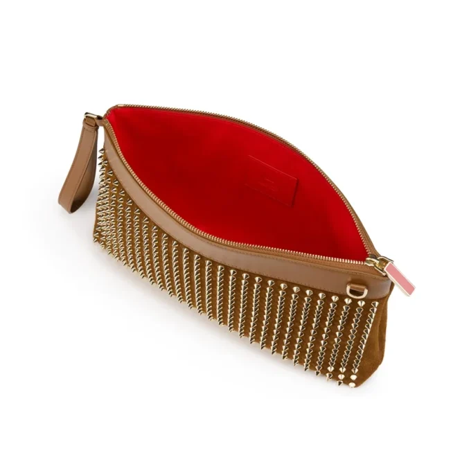 Funky – Custodia – Pelle di vitello rovesciata e borchie – Rhea Funky – Custodia – Pelle di vitello rovesciata e borchie – Rhea