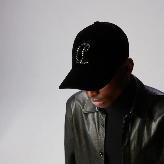 Mooncrest Stones – Cappellino da baseball – Velluto e strass – Nero Mooncrest Stones – Cappellino da baseball – Velluto e strass – Nero