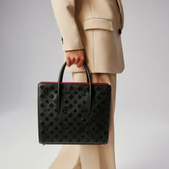 Paloma Medium – Borsa a Mano – Pelle di vitello martellata e borchie Loubinthesky – Nero