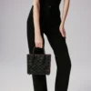 Paloma Mini – Borsa con manico superiore – Pelle di vitello martellata e borchie Loubinthesky – Nero Paloma Mini – Borsa con manico superiore – Pelle di vitello martellata e borchie Loubinthesky – Nero