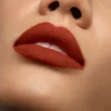 Rouge Louboutin Velvet Matte – Rossetto opaco – Burning Babe 415M Rouge Louboutin Velvet Matte – Rossetto opaco – Burning Babe 415M