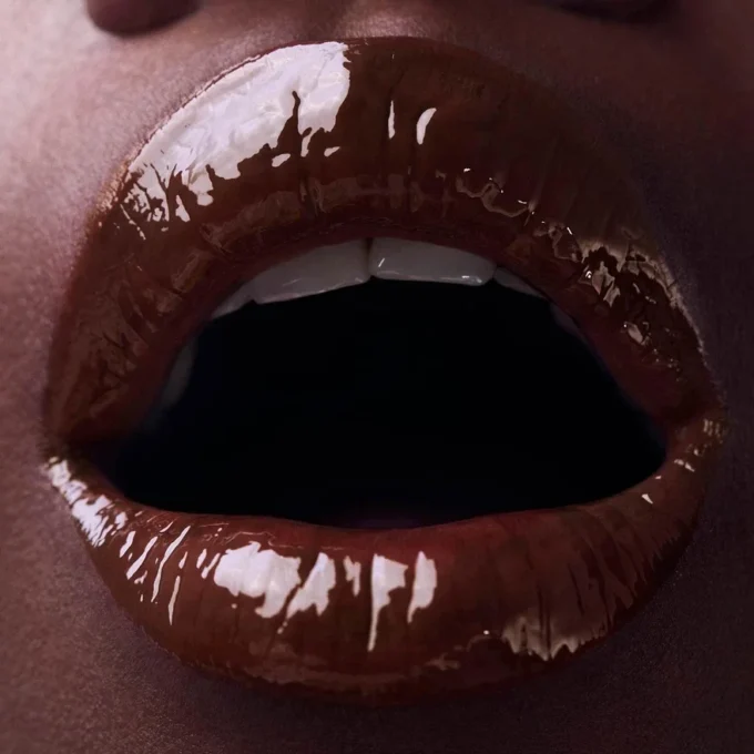 Rouge Stiletto Vinyl Gloss Smoky Nudy 392V Smoky Nudy – Christian Louboutin Bellezza Italia Rouge Stiletto Vinyl Gloss Smoky Nudy 392V Smoky Nudy – Christian Louboutin Bellezza Italia