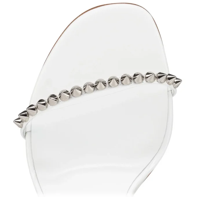 So Me – Sandali con cinturini da 100 mm – Pelle di vitello verniciata e borchie – Bianco – Donna
